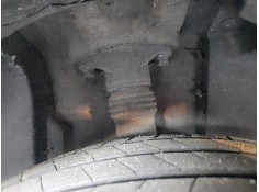 Recambio de amortiguador trasero izquierdo para kia cee´d hatchback (ed) 1.6 crdi 115 referencia OEM IAM   