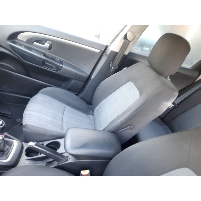 Recambio de asiento delantero derecho para kia cee´d hatchback (ed) 1.6 crdi 115 referencia OEM IAM   