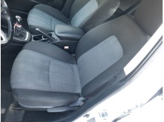 Recambio de asiento delantero izquierdo para kia cee´d hatchback (ed) 1.6 crdi 115 referencia OEM IAM   