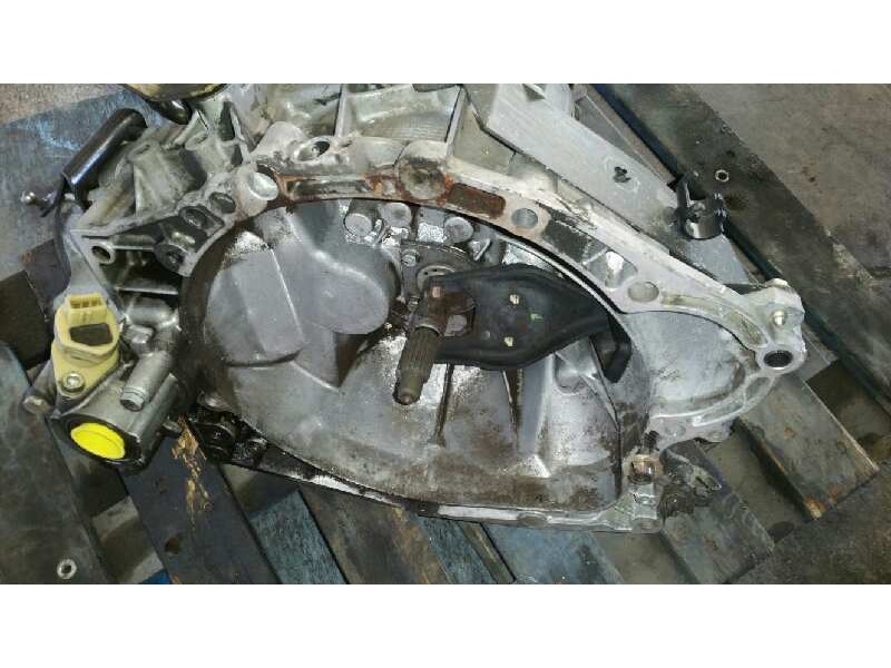 Recambio de caja cambios para peugeot 206 berlina xt referencia OEM IAM 20DL72  