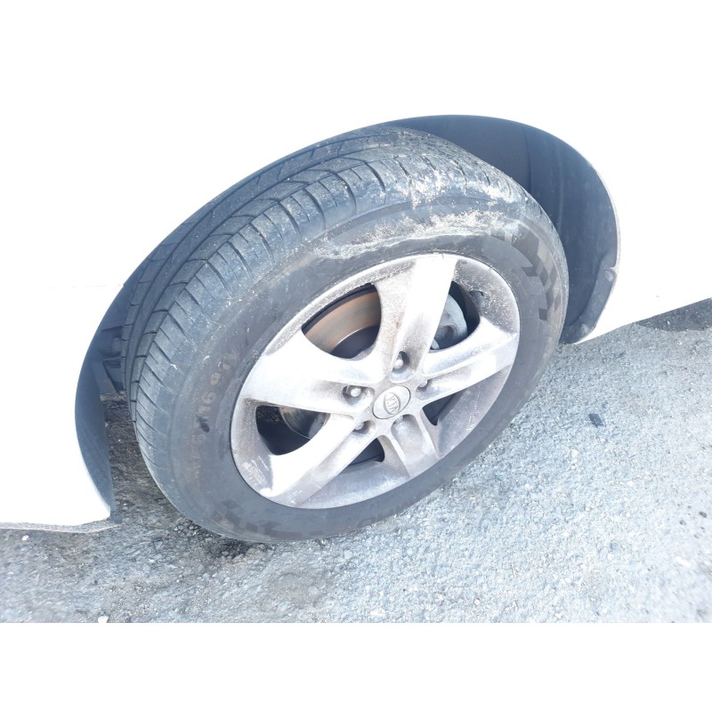 Recambio de mangueta delantera izquierda para kia cee´d hatchback (ed) 1.6 crdi 115 referencia OEM IAM 517152H100  