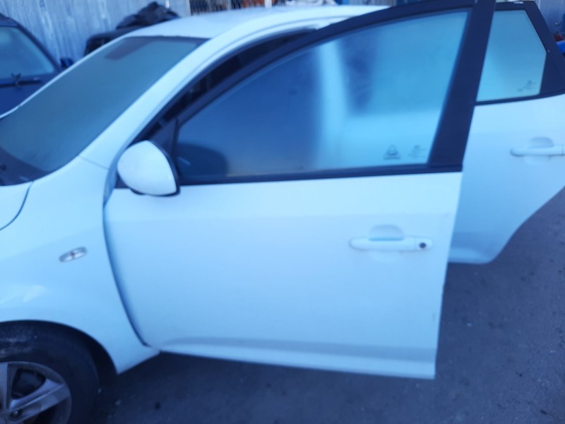 Recambio de puerta delantera izquierda para kia cee´d hatchback (ed) 1.6 crdi 115 referencia OEM IAM 760031H000  