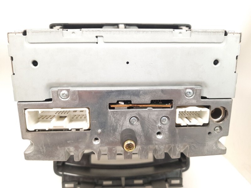 Recambio de sistema audio / radio cd para » otros... modelos referencia OEM IAM  8413 