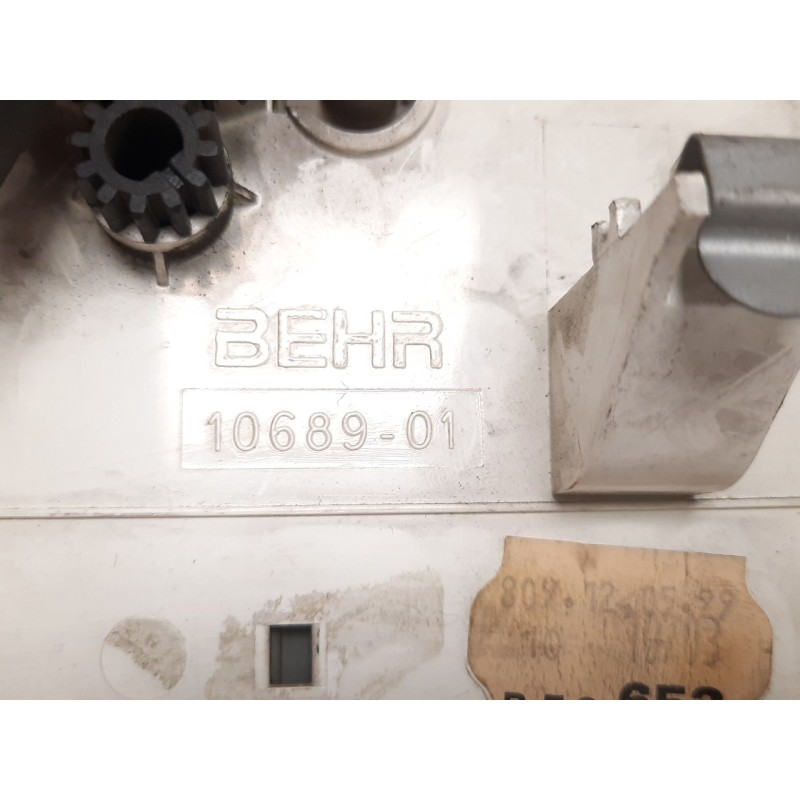 Recambio de mando calefaccion / aire acondicionado para peugeot 206 berlina referencia OEM IAM 1068901  