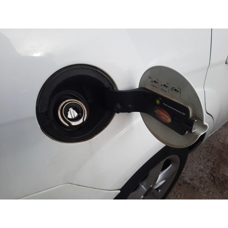 Recambio de tapa exterior combustible para ford focus ii (da_, hcp, dp) 1.6 tdci referencia OEM IAM   