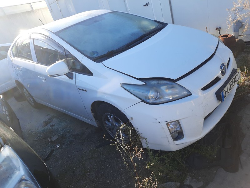 toyota prius (_w3_) del año 2011