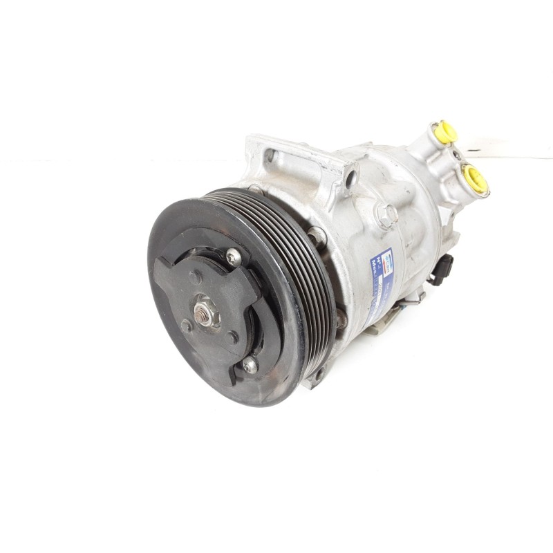Recambio de compresor aire acondicionado para opel insignia a sedán (g09) 2.0 cdti (69) referencia OEM IAM 13232307  