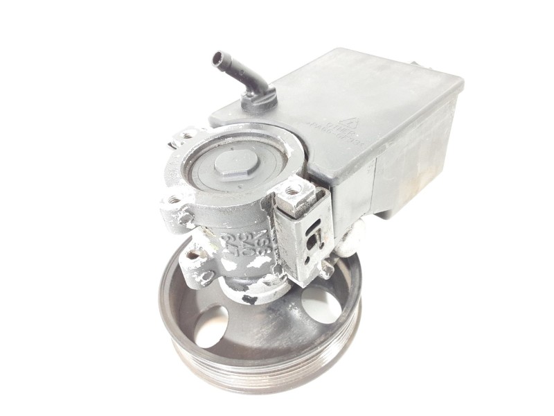 Recambio de bomba direccion para ssangyong rodius i 2.7 xdi 4wd referencia OEM IAM 6654602480  