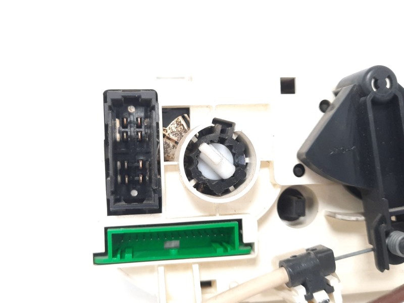 Recambio de mando calefaccion / aire acondicionado para renault clio ii fase i (b/cbo) 1.2 referencia OEM IAM 654982E  