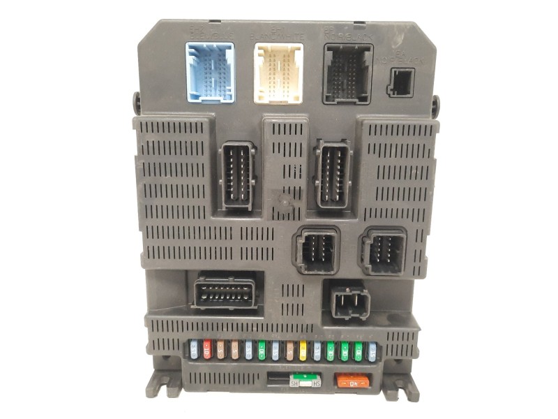 Recambio de caja reles / fusibles para citroën c4 berlina 2.0 hdi fap cat (rhr / dw10bted4) referencia OEM IAM 9663576480 BSI200