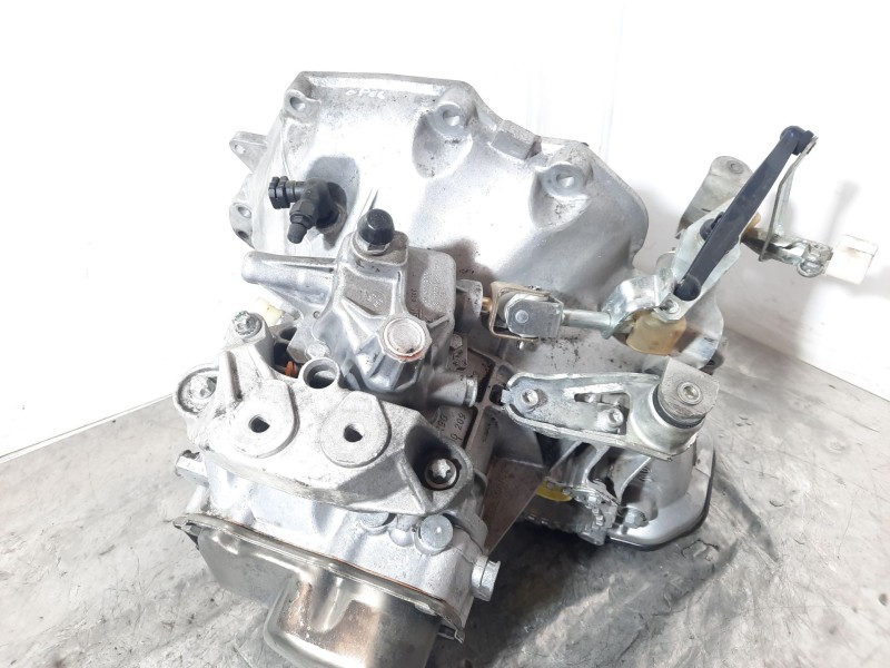 Recambio de caja cambios para opel corsa c (x01) 1.0 (f08, f68) referencia OEM IAM   