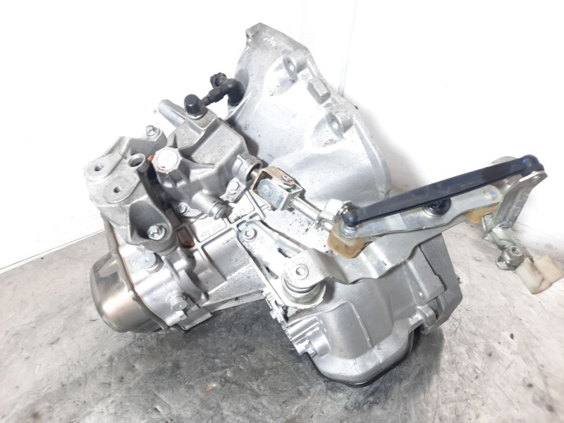 Recambio de caja cambios para opel corsa c (x01) 1.0 (f08, f68) referencia OEM IAM   