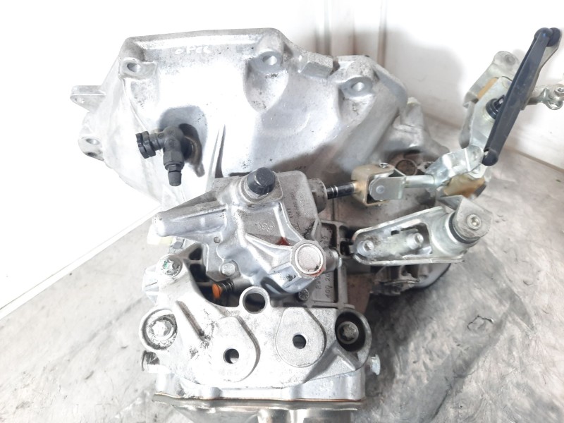 Recambio de caja cambios para opel corsa c (x01) 1.0 (f08, f68) referencia OEM IAM   