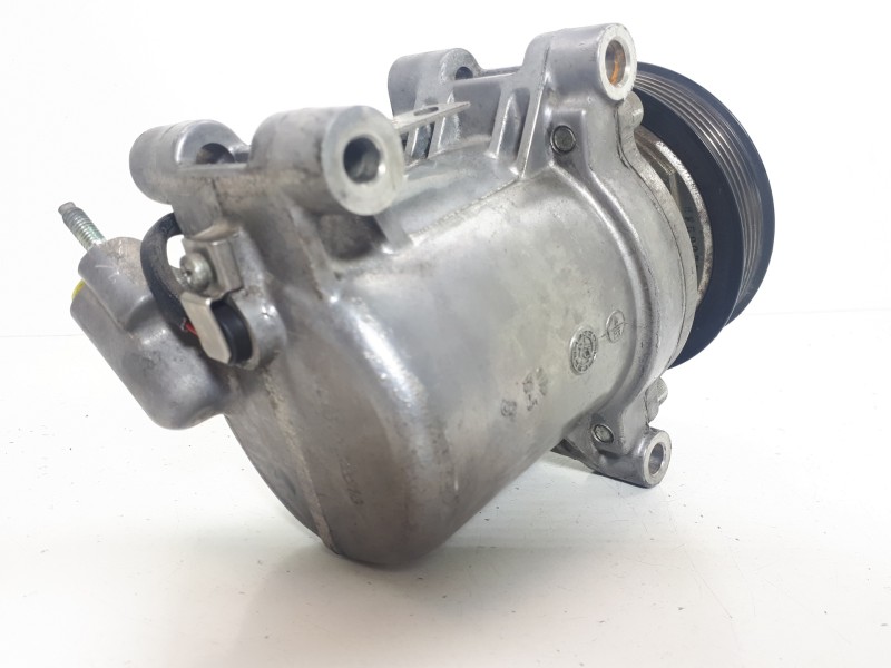 Recambio de compresor aire acondicionado para citroën c-elysée exclusive referencia OEM IAM 9806599380 JSR11T602078 