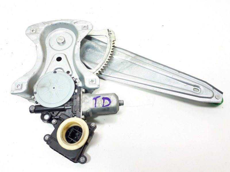 Recambio de elevalunas trasero derecho para toyota auris luna+ referencia OEM IAM 8570202020 961919100 A621004360