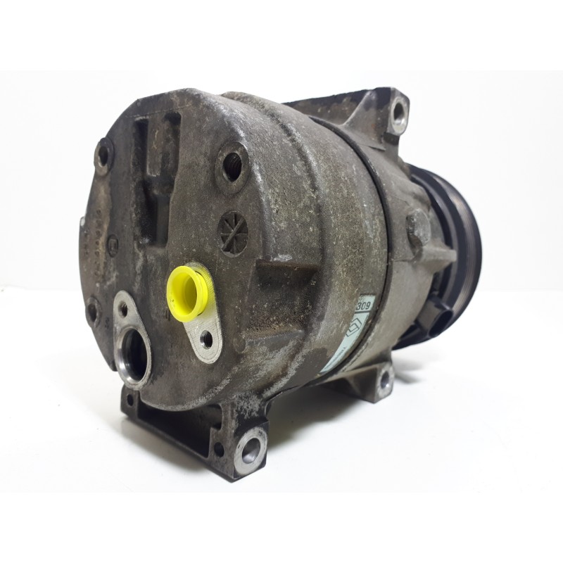 Recambio de compresor aire acondicionado para renault megane i fase 2 classic (la..) 1.9 dci dynamique referencia OEM IAM 770010