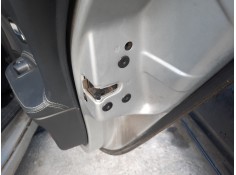 Recambio de cerradura puerta trasera derecha para renault laguna ii (bg0/1_) 2.0 dci (bg1t) referencia OEM IAM