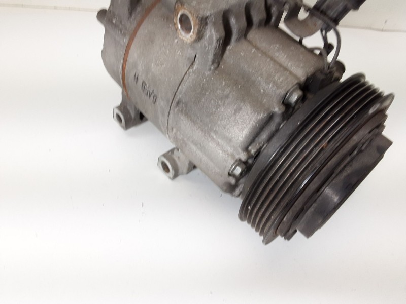 Recambio de compresor aire acondicionado para kia sportage iii (sl) 1.7 crdi referencia OEM IAM F500DX9FA11  