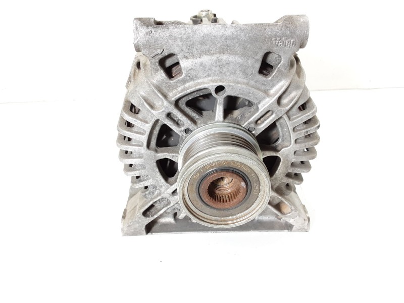 Recambio de alternador para mercedes-benz clase a (w169) a 200 cdi a-edition referencia OEM IAM  TG15C121 A543570A