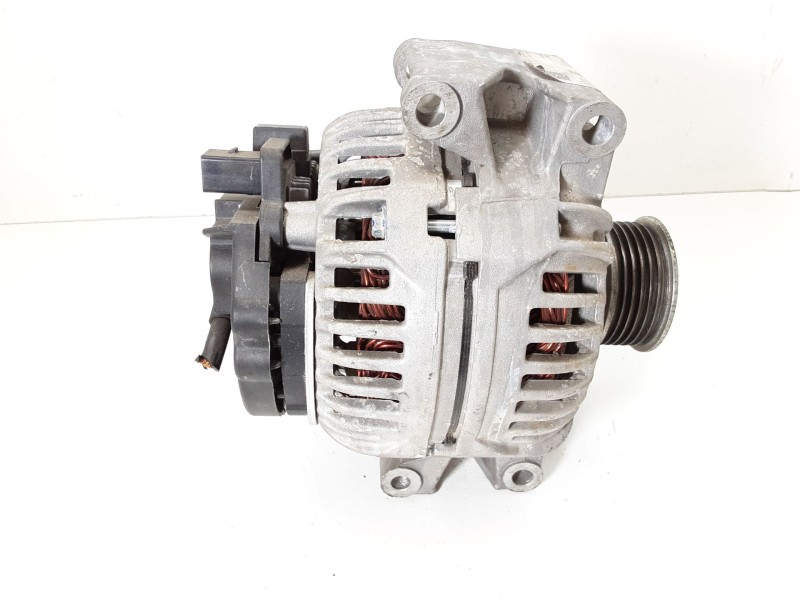 Recambio de alternador para audi a4 berlina (8e) 2.0 referencia OEM IAM   