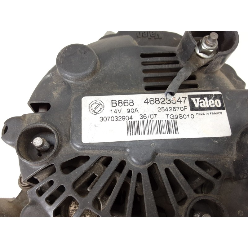 Recambio de alternador para fiat linea (323_, 110_) 1.3 jtd multijet (323axb1a) referencia OEM IAM 46823547 TG9S010 