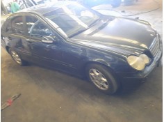 mercedes-benz clase c (w203) del año 2004 2