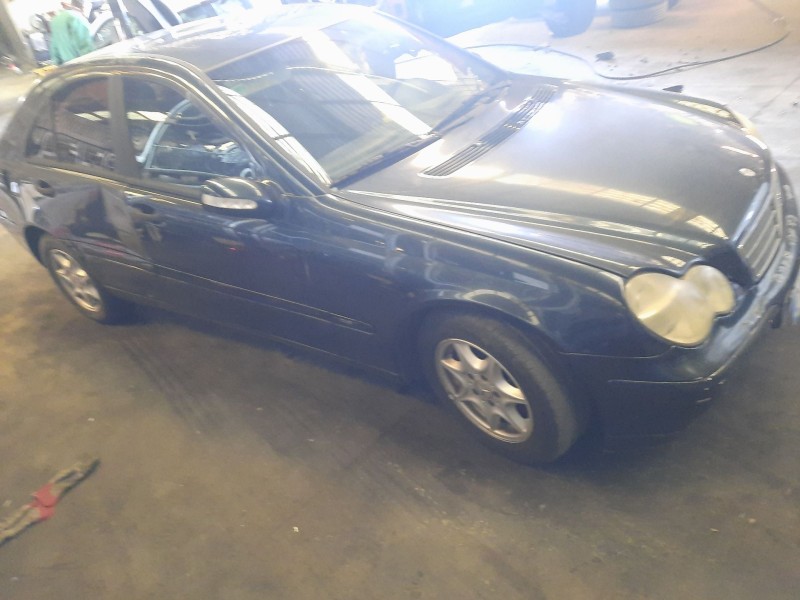 mercedes-benz clase c (w203) del año 2004 mercedes-benz clase c (w203) del año 2004