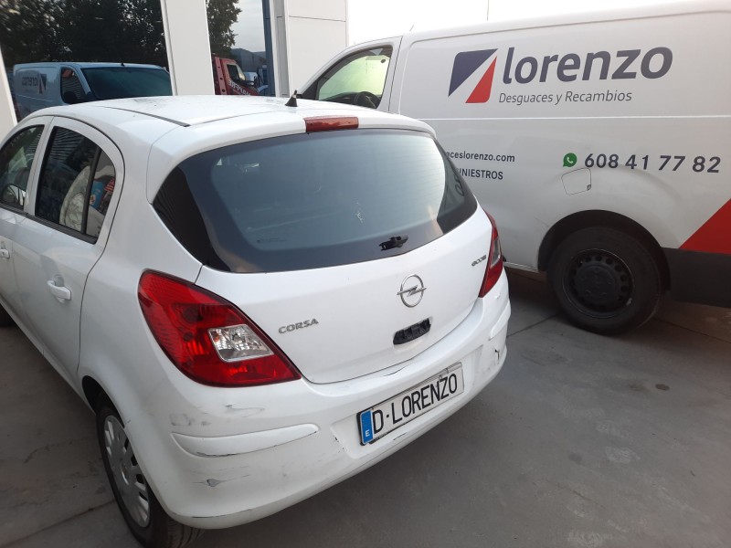 opel corsa d (s07) del año 2006