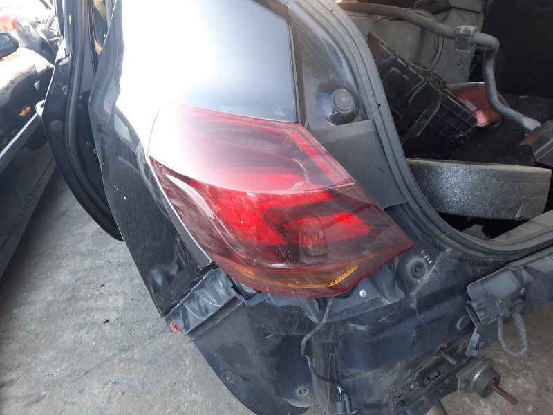 Recambio de piloto trasero izquierdo para opel astra j lim. 1.7 16v cdti referencia OEM IAM   