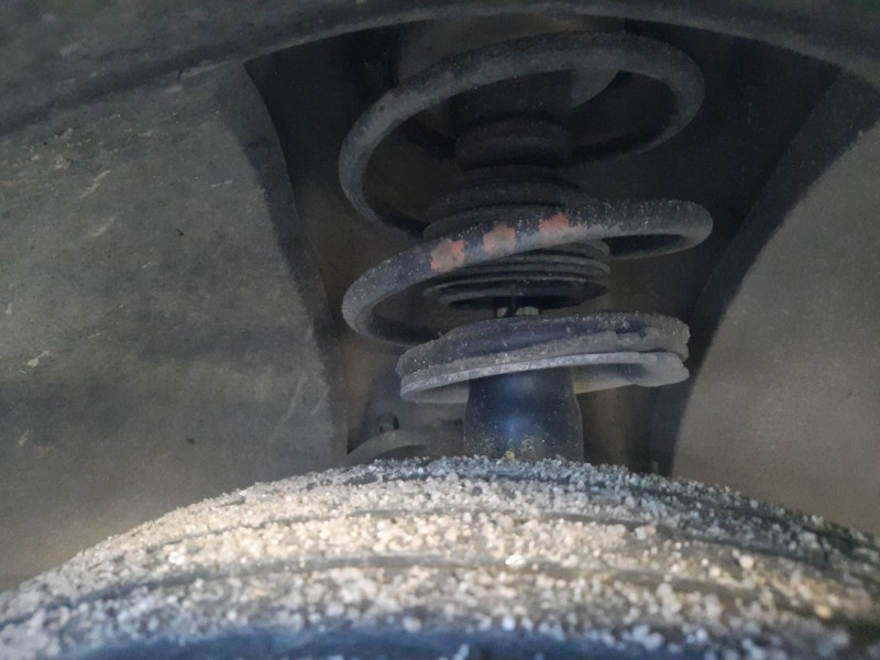 Recambio de amortiguador delantero derecho para bmw 5 (e39) 523 i referencia OEM IAM   