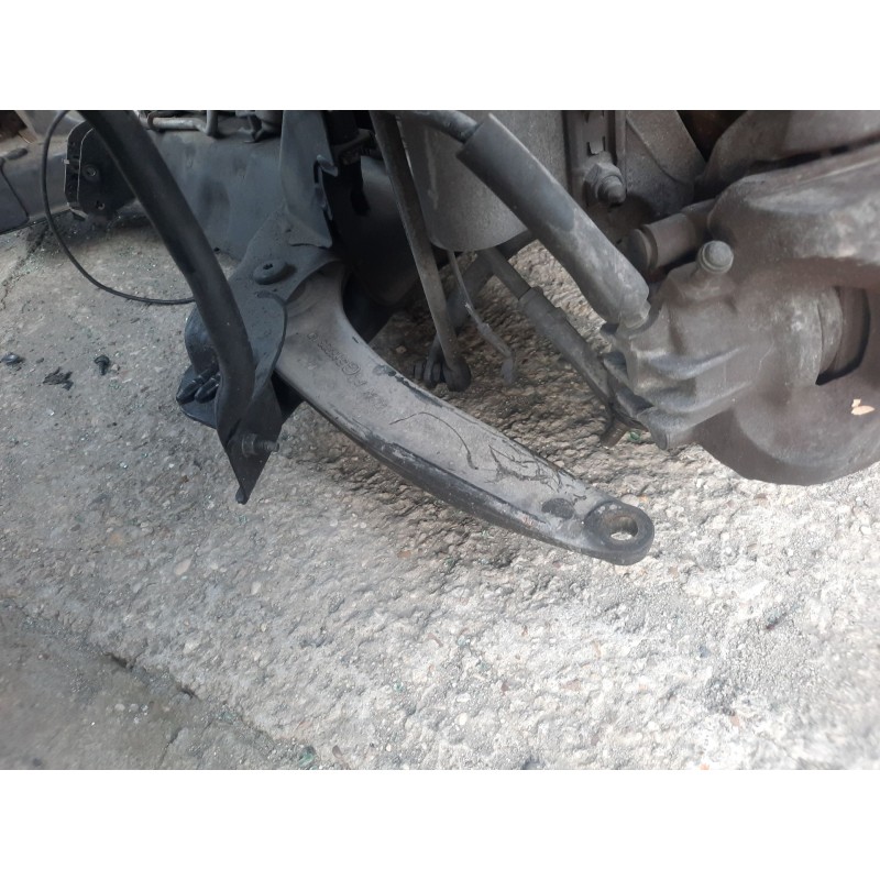 Recambio de brazo suspension inferior delantero izquierdo para citroën c4 picasso i monospace (ud_) 2.0 hdi 138 referencia OEM I