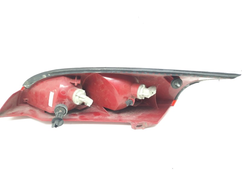 Recambio de piloto trasero derecho para ford focus turnier (cak) 1.6 16v cat referencia OEM IAM  29212 