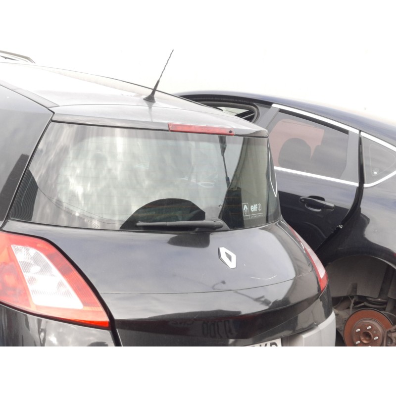 Recambio de porton trasero para renault megane ii (bm0/1_, cm0/1_) 1.9 dci (bm0g, cm0g) referencia OEM IAM   