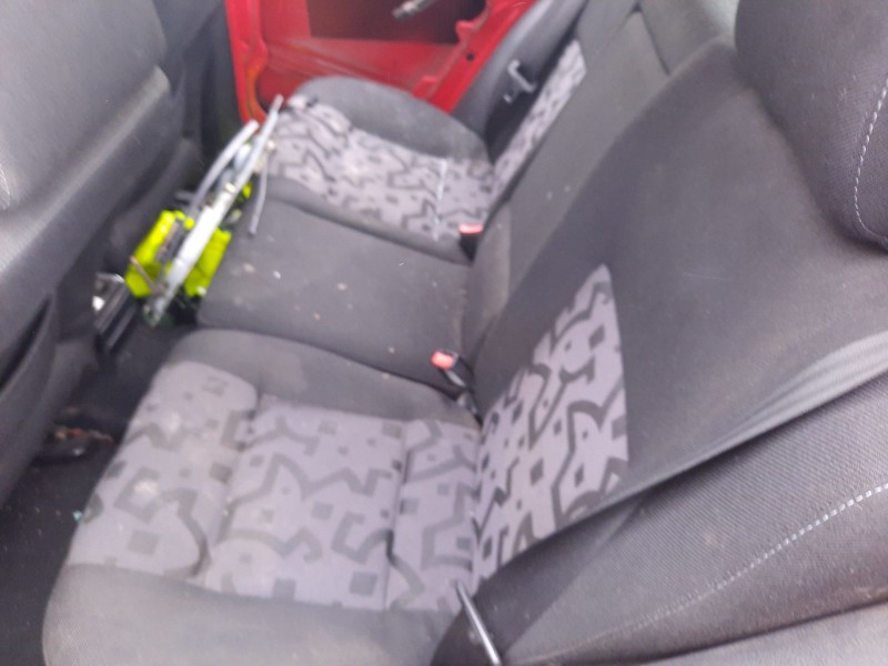 Recambio de asientos traseros para volkswagen golf iv (1j1) 1.9 tdi referencia OEM IAM   