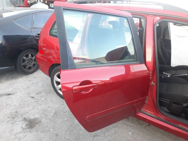 Recambio de puerta trasera derecha para peugeot 307 break (3e) 1.6 hdi 110 referencia OEM IAM   