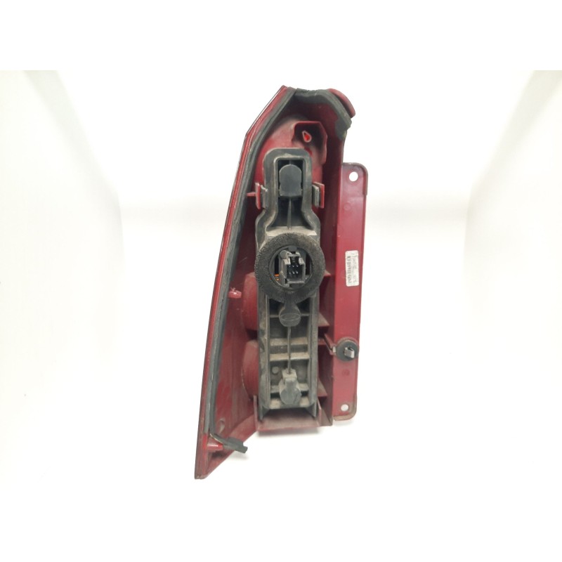 Recambio de piloto trasero derecho para ford focus turnier (cak) 1.8 tddi turbodiesel cat referencia OEM IAM  31818 