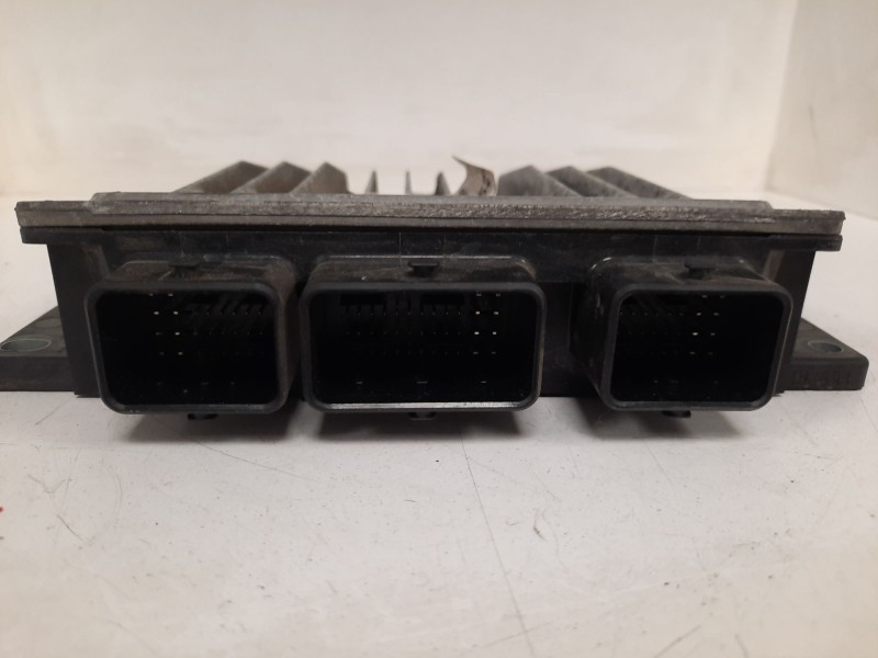 Recambio de centralita motor uce para renault kangoo / grand kangoo ii (kw0/1_) 1.5 dci 70 (kw0v, kw0a) referencia OEM IAM   