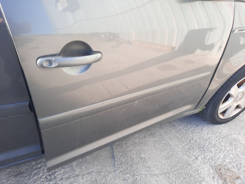 Recambio de puerta delantera derecha para volkswagen touran (1t1, 1t2) 1.9 tdi referencia OEM IAM   