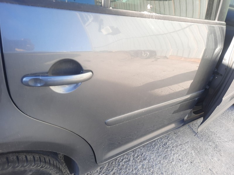 Recambio de puerta trasera derecha para volkswagen touran (1t1, 1t2) 1.9 tdi referencia OEM IAM   
