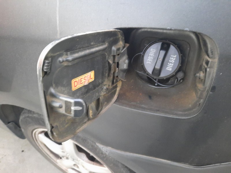 Recambio de tapa exterior combustible para honda accord vii (cl, cn) 2.2 i-ctdi (cn1) referencia OEM IAM   