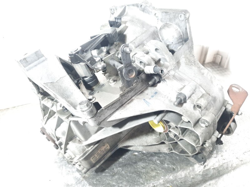 Recambio de caja cambios para mazda 3 sedán (bk) 1.6 di turbo (bk12y) referencia OEM IAM 6M5R 6M5R7002YC 