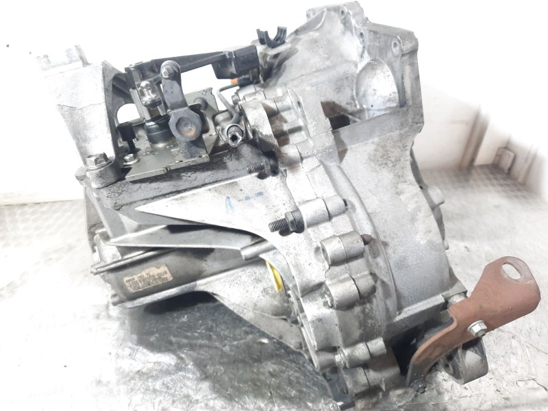 Recambio de caja cambios para mazda 3 sedán (bk) 1.6 di turbo (bk12y) referencia OEM IAM 6M5R 6M5R7002YC 