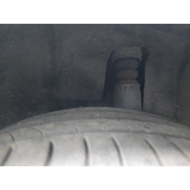 Recambio de amortiguador trasero izquierdo para audi a3 sportback (8va, 8vf) 2.0 tdi referencia OEM IAM   