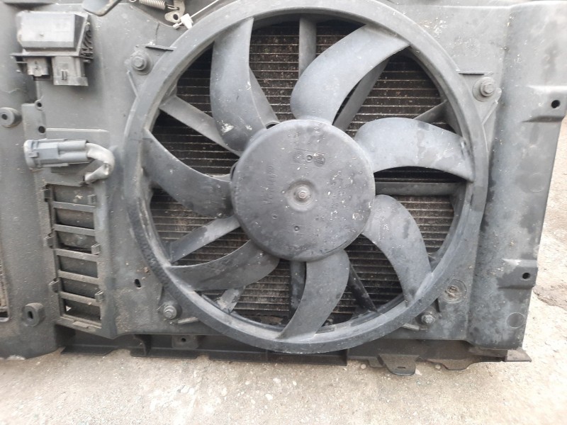 Recambio de electroventilador para citroën c4 ii (nc_) 1.6 bluehdi 115 referencia OEM IAM   