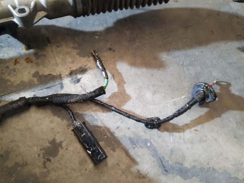 Recambio de cremallera direccion para peugeot 208 active referencia OEM IAM   