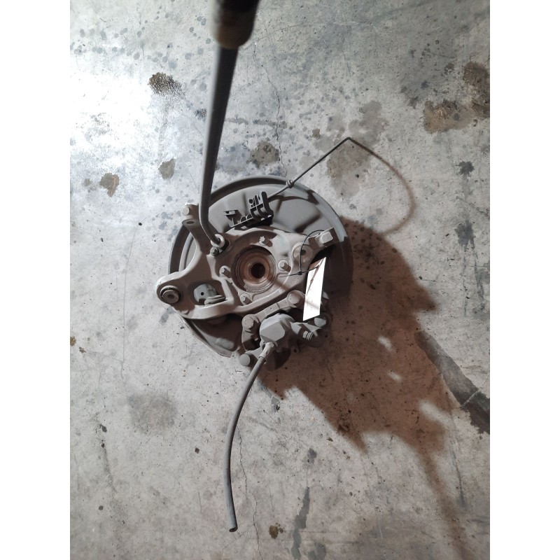 Recambio de mangueta trasera izquierda para mercedes-benz clase c (w204) berlina 2.1 cdi cat referencia OEM IAM   