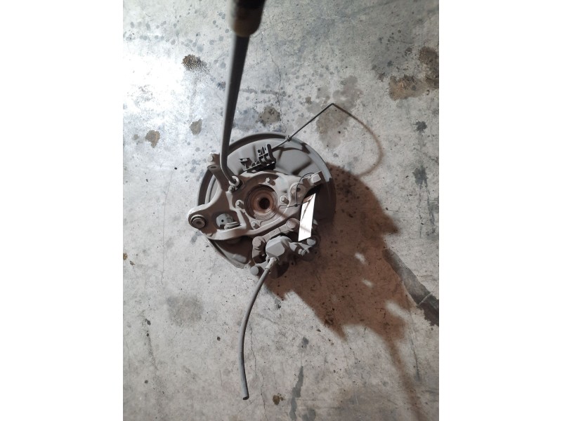 Recambio de mangueta trasera izquierda para mercedes-benz clase c (w204) berlina 2.1 cdi cat referencia OEM IAM   