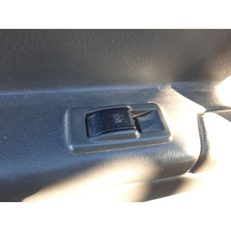 Recambio de mando elevalunas trasero izquierdo para mitsubishi montero classic (v2_w, v6_w, v7_w) 2.5 td (v24w) referencia OEM I