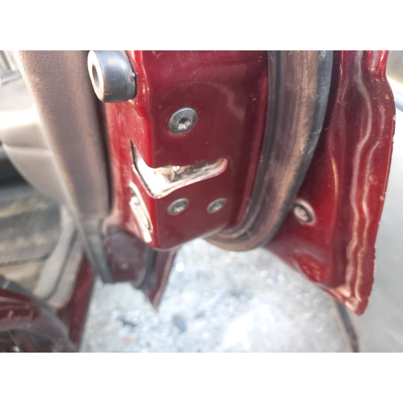 Recambio de cerradura puerta trasera derecha para mitsubishi montero classic (v2_w, v6_w, v7_w) 2.5 td (v24w) referencia OEM IAM