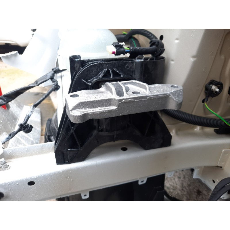 Recambio de soporte motor derecho para opel combo e tour / life (k9) 1.5 referencia OEM IAM   